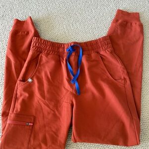 Figs Women's Rust Joggers with Blue Drawstring